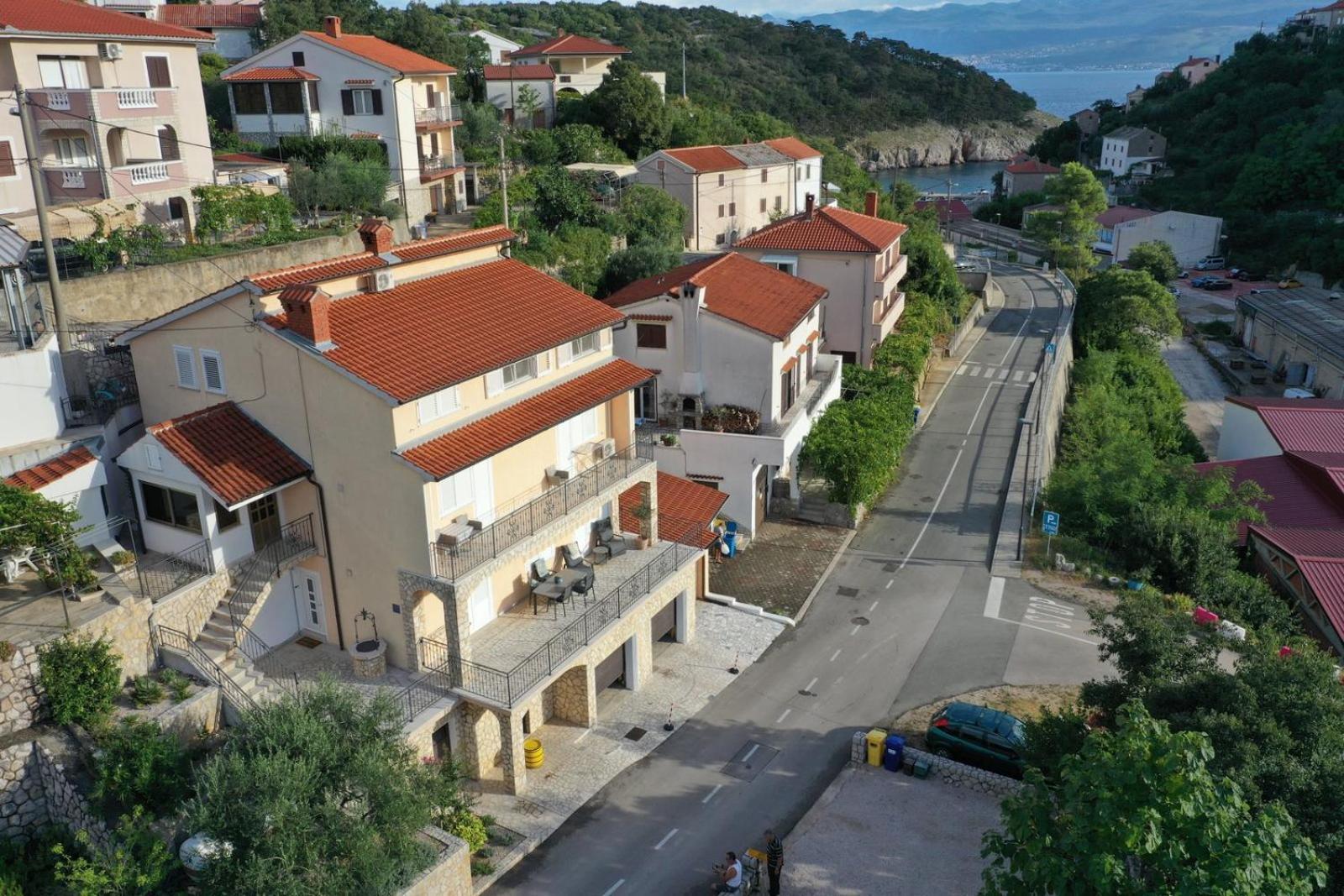 Apartman Marina Vrbnik Ngoại thất bức ảnh